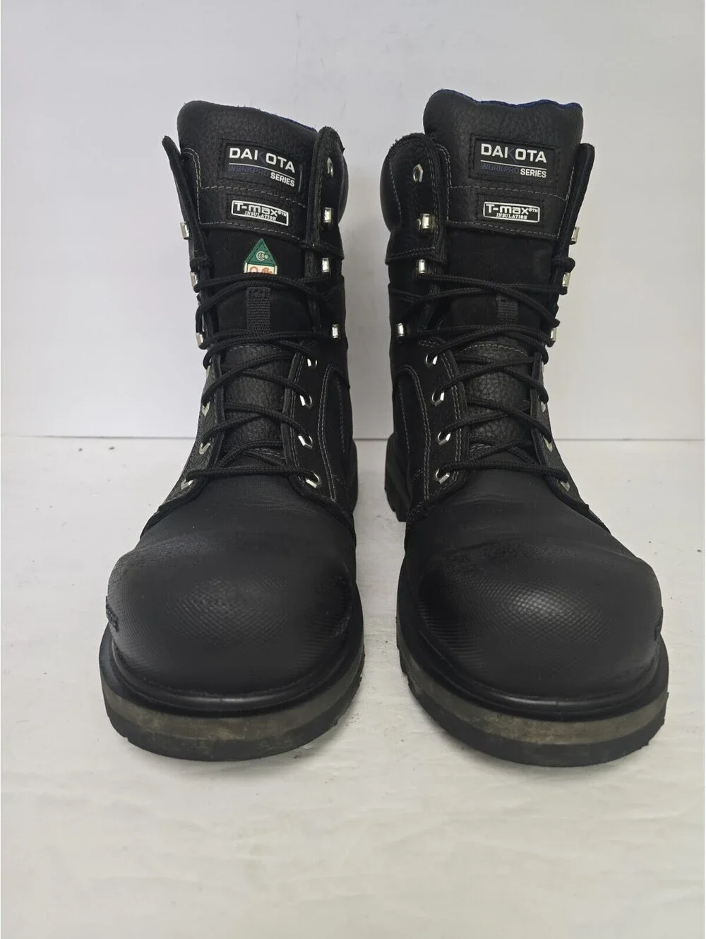 Dakota Men's 8